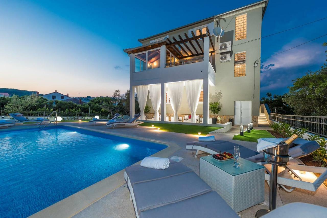 Apartments Very Good Life Preko Exterior foto
